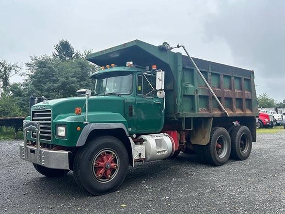 2002 Mack RD688SX