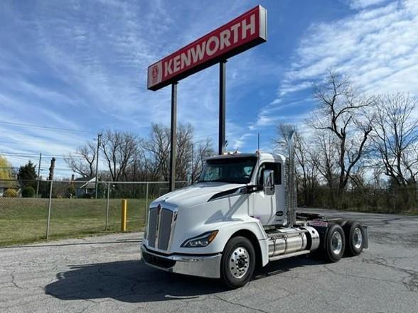 2025 Kenworth T680