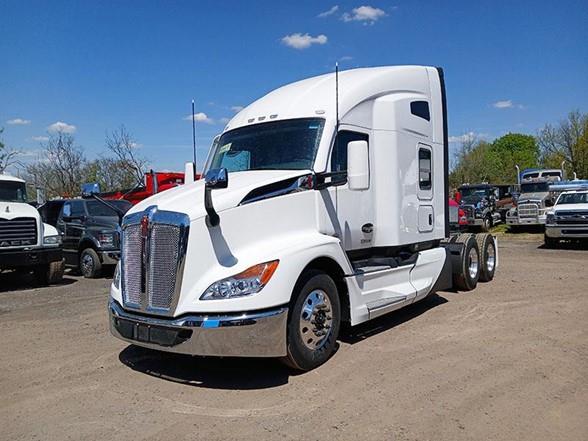 2025 Kenworth T680