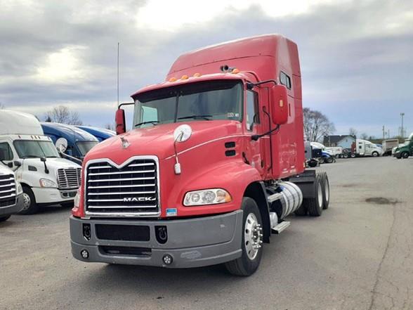 2013 Mack PINNACLE CXU613