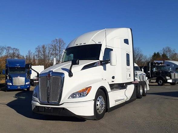 2024 Kenworth T680