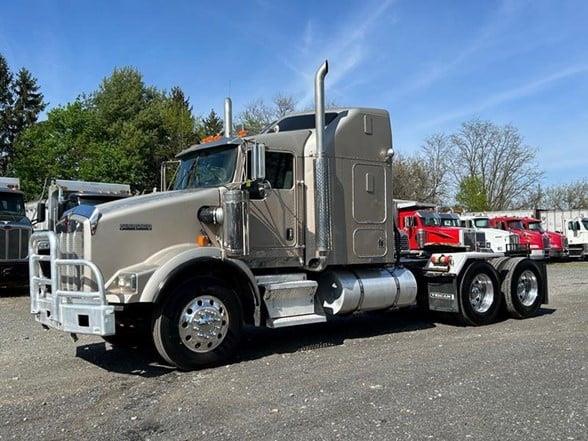 2005 Kenworth T800