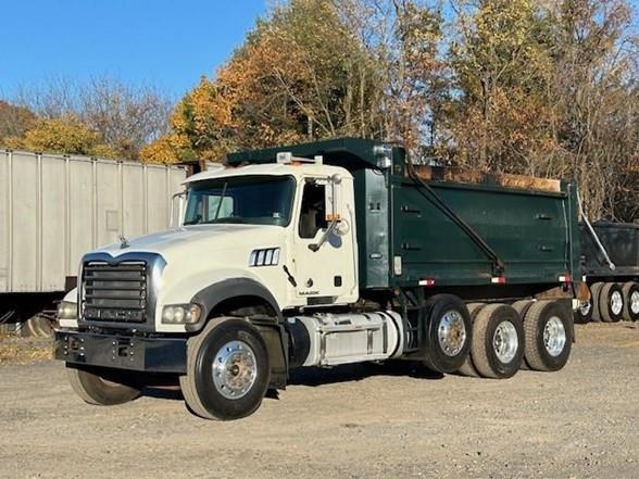 2012 Mack GRANITE GU713