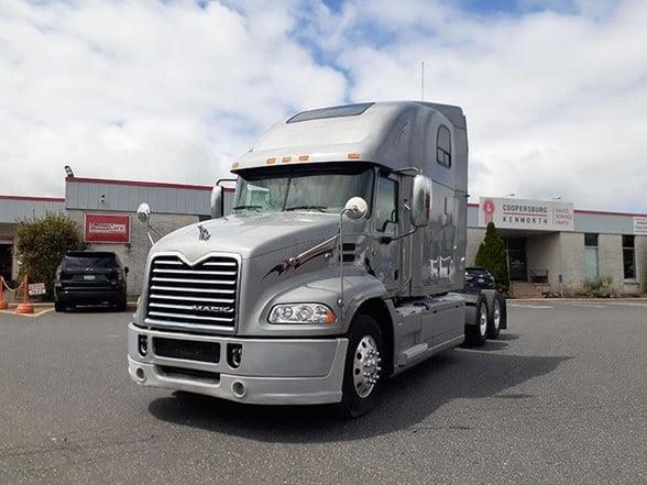 2014 Mack PINNACLE CXU613