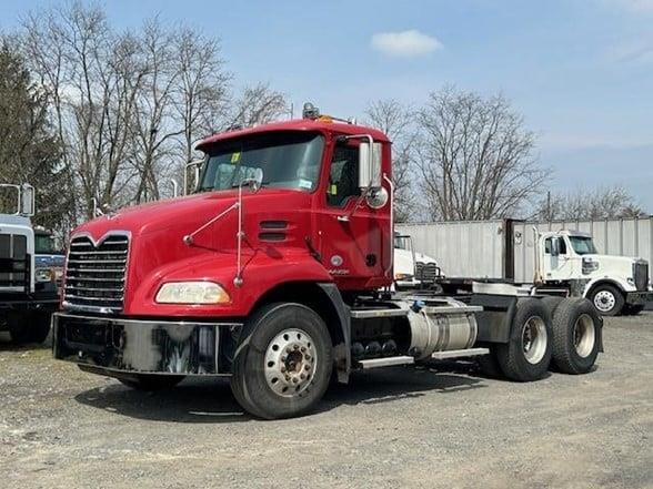 2014 Mack PINNACLE CXU613