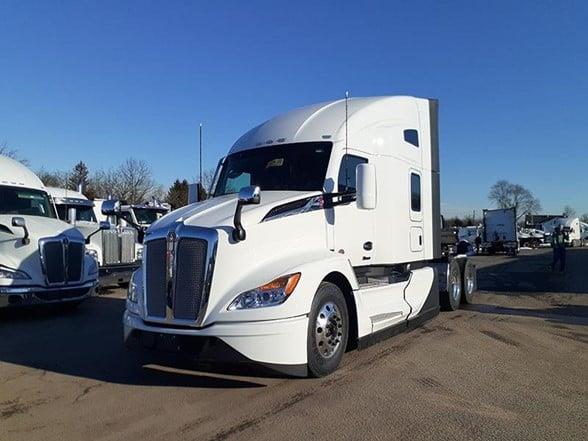 2025 Kenworth T680