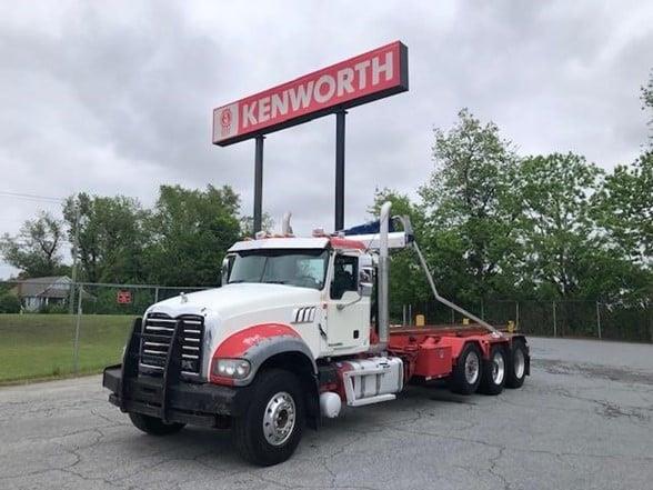 2012 Mack GRANITE GU713