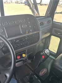 2021 Peterbilt 389