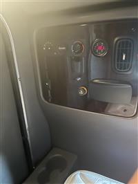 2021 Peterbilt 389