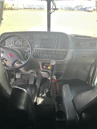 2021 Peterbilt 389