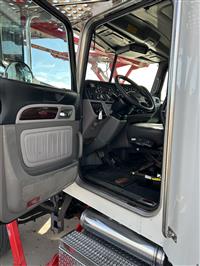 2017 Peterbilt 389
