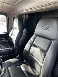 2017 Peterbilt 389