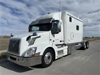 2013 VOLVO TRUCK VNL