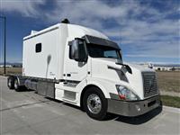 2013 VOLVO TRUCK VNL