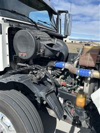 2013 VOLVO TRUCK VNL
