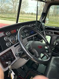 2020 Peterbilt 389
