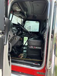 2020 Peterbilt 389