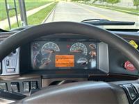 2015 Volvo VNL64