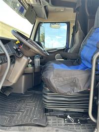 2017 VOLVO TRUCK VNL