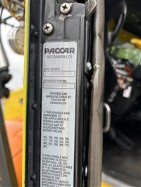 2006 Peterbilt 335