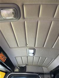2006 Peterbilt 335