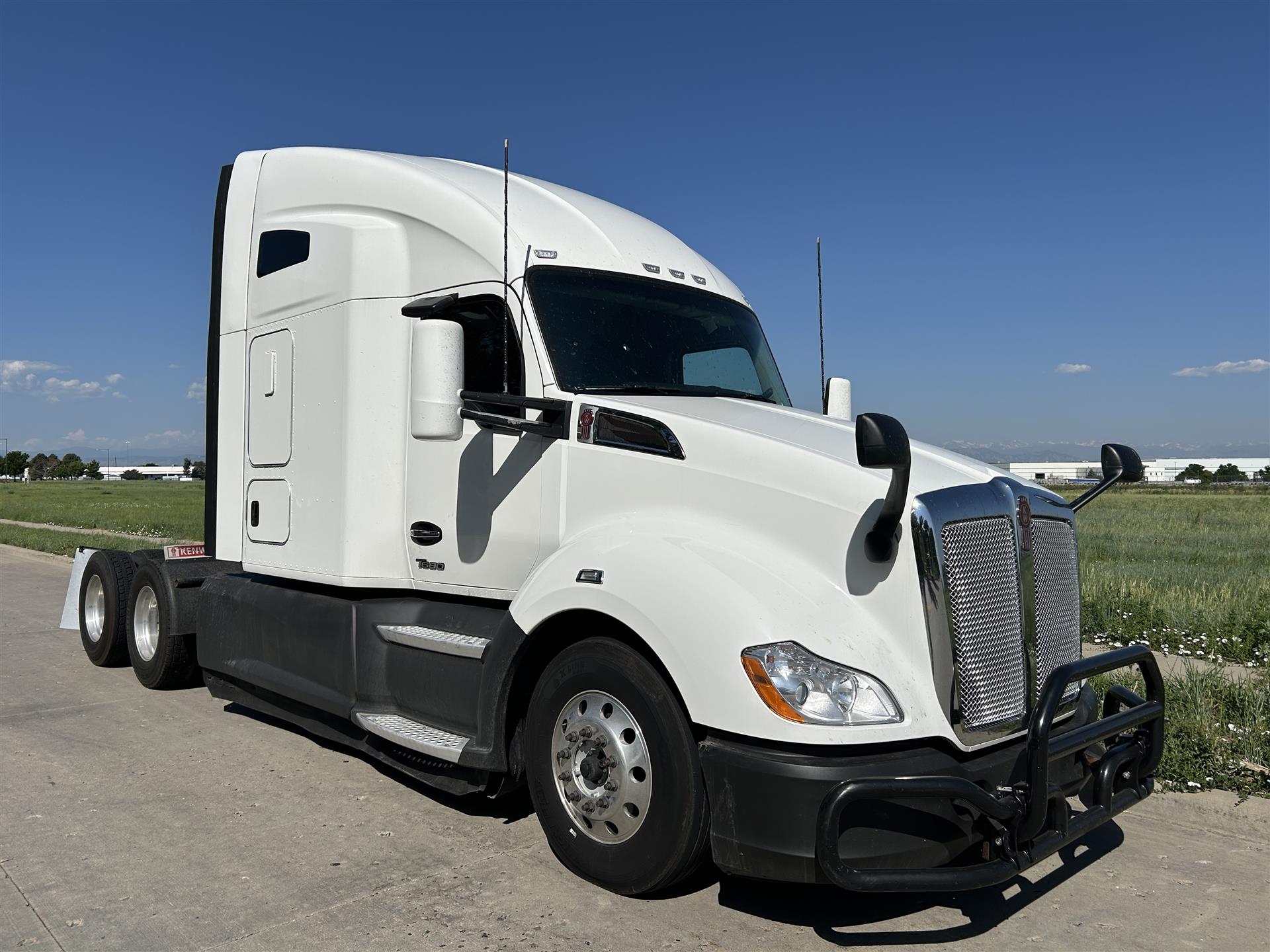 2022 Kenworth T680