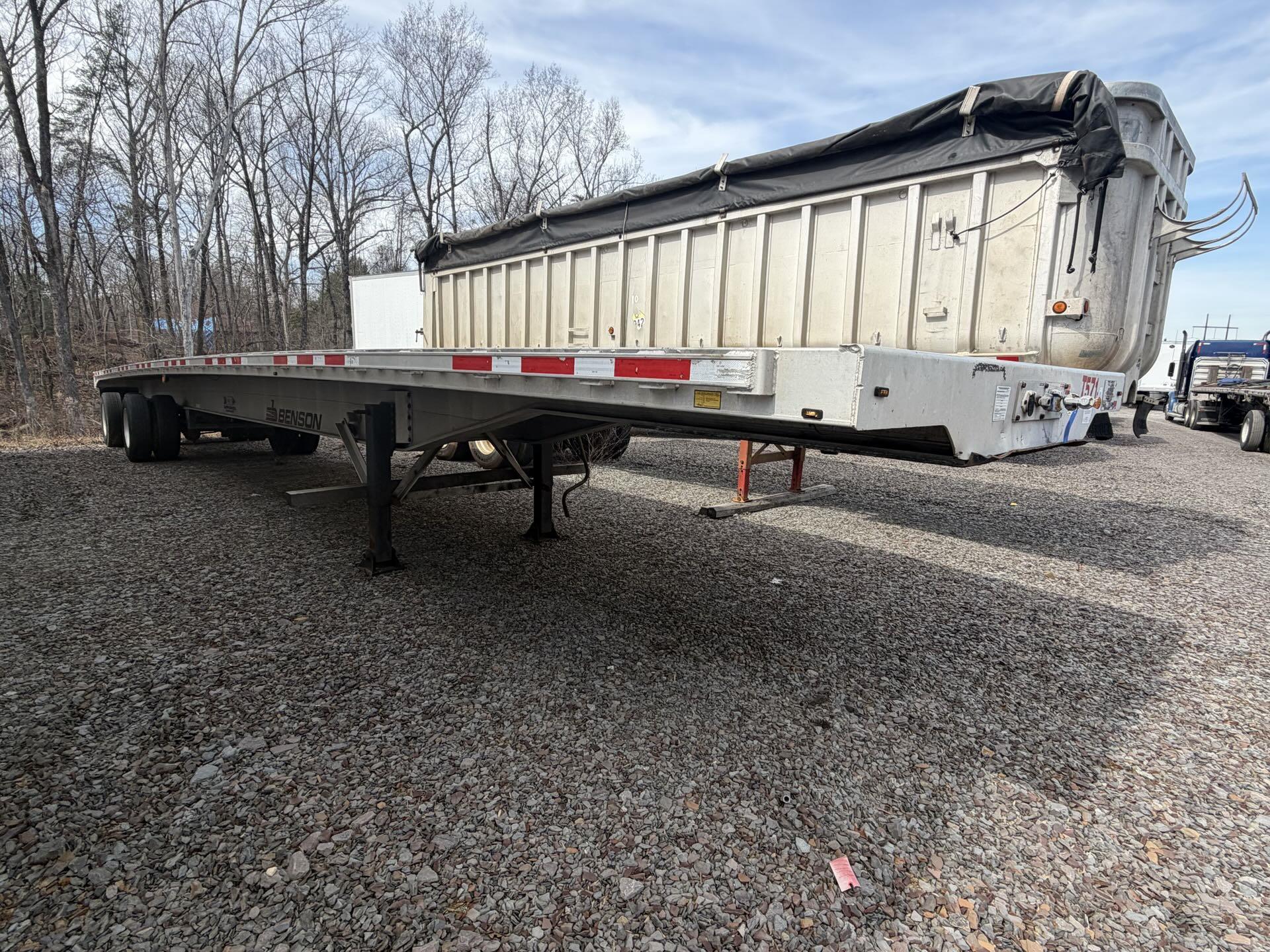 2015 Benson Flatbed