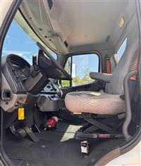 2013 Freightliner M2