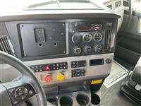 2020 Freightliner Cascadia