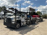 2016 Freightliner 114SD