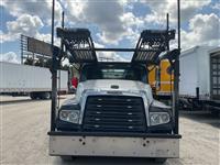 2016 Freightliner 114SD