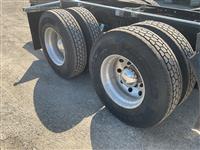 2024 Peterbilt 389