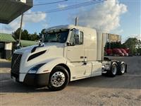 2020 Volvo VNL64T430