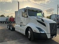 2020 Volvo VNL64T430