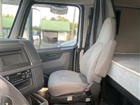2020 Volvo VNL64T430