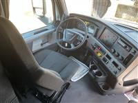 2020 Freightliner Cascadia