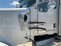2022 Kenworth W9 Series
