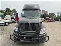 2020 International LT625