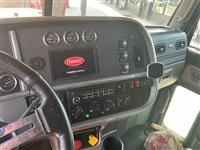 2013 Peterbilt 389