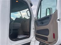 2017 Freightliner Cascadia