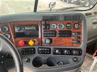 2017 Freightliner Cascadia