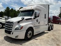 2019 Freightliner CA12564SLP - CA