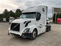 2015 Volvo VNL670
