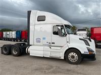 2015 Volvo VNL670
