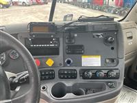 2016 Freightliner Cascadia