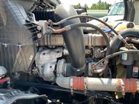 2019 Freightliner CA12564SLP - CA
