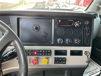 2019 Freightliner CA12564SLP - CA