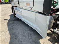 2019 Freightliner CA12564SLP - CA