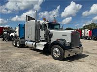 2022 Kenworth W9 Series