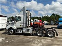 2018 VOLVO TRUCK VNL